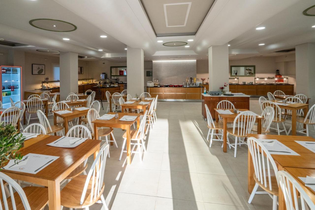 Cnic Gemini Hotel Mesongí エクステリア 写真