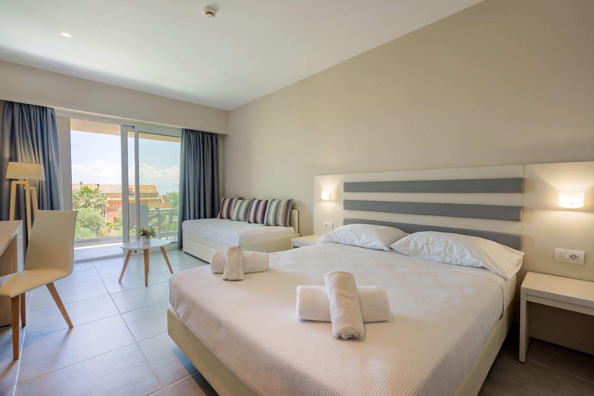 Cnic Gemini Hotel Mesongí エクステリア 写真